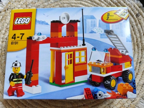 Lego 6191 caserne - lego,